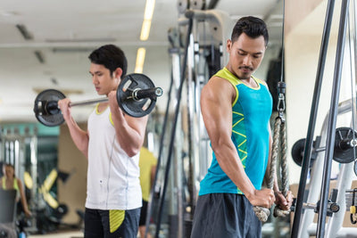 Workout Wars: What's Better, Machines or Free Weights? Thumbnail